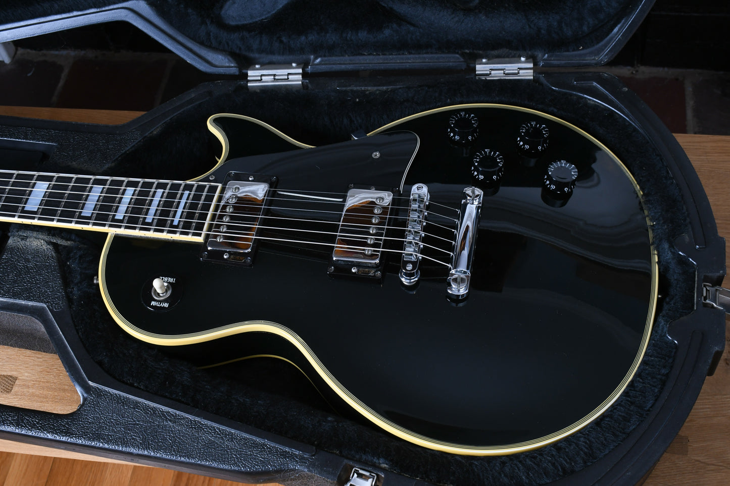 1984 Gibson Les Paul Custom Ebony - Special Order Chrome Hardware