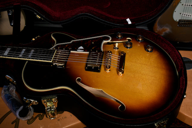 D’Angelico Deluxe Kurt Rosenwinkel Signature SS 2018 Honey Burst