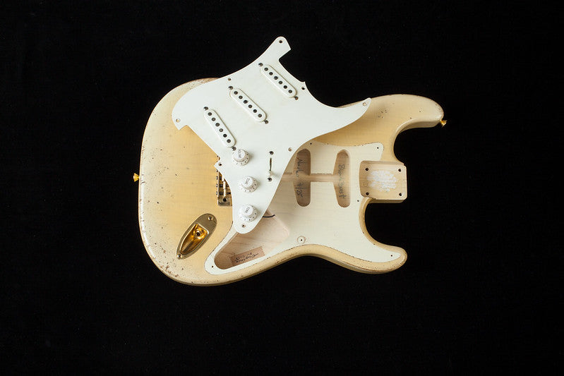 NEW Nacho Contour body 1950s style Aged Blonde Gold Hardware #5026