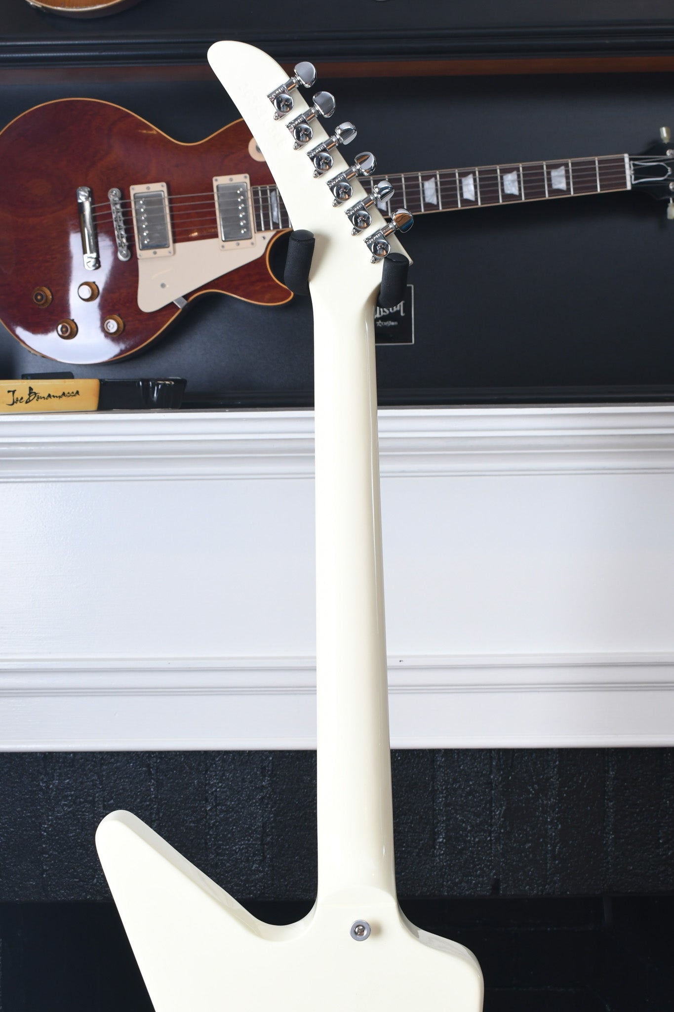 2022 Gibson 70's Explorer Classic White
