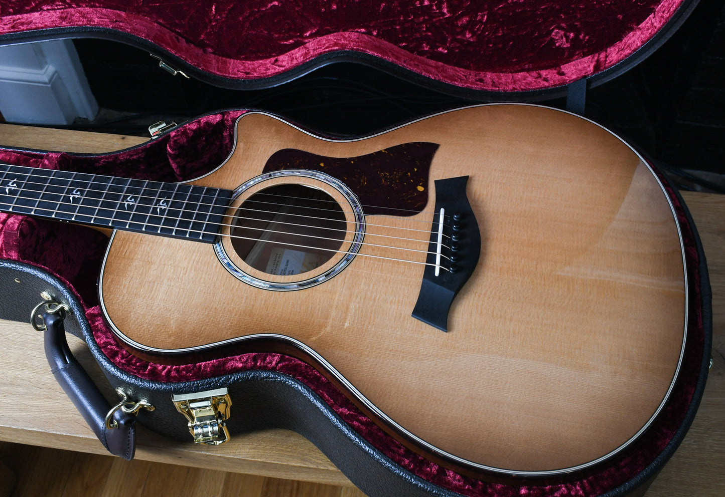 2022 Taylor 512CE Grand Concert V Class Bracing Shaded Edgeburst