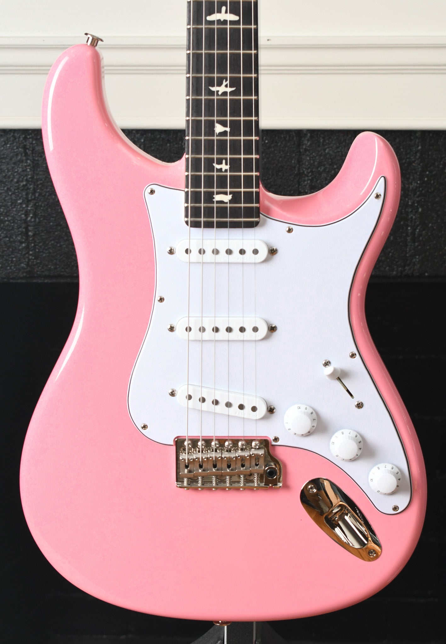 Paul Reed Smith PRS John Mayer Silver Sky Roxy Pink