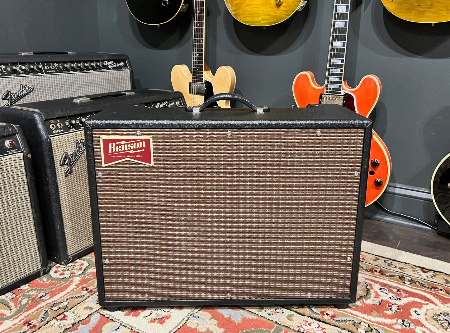 Benson Monarch Reverb 1x12 Combo Black Tolex/Oxblood Cloth