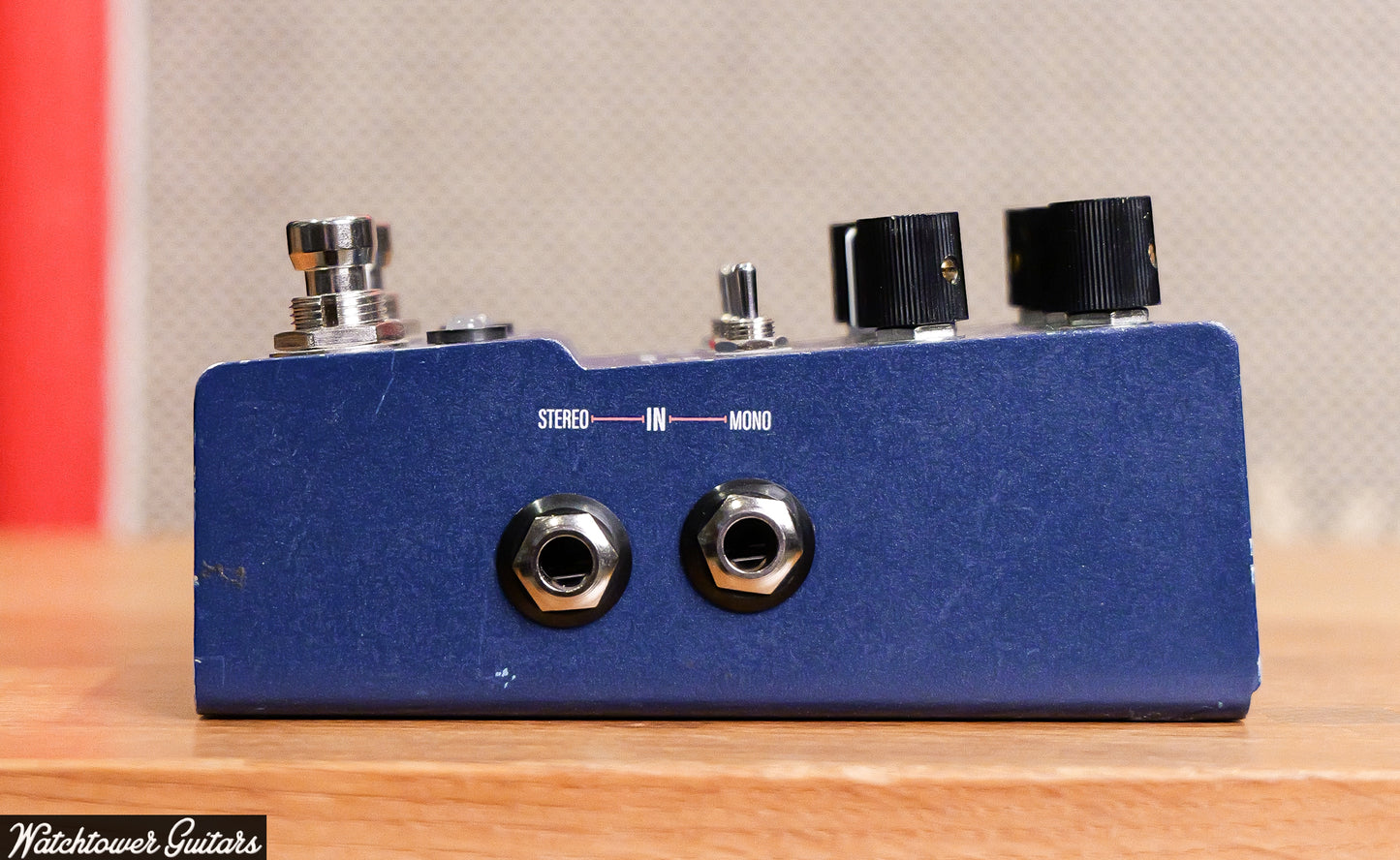 Walrus Audio M1 Mako Series High Fidelity Modulation Machine Pedal