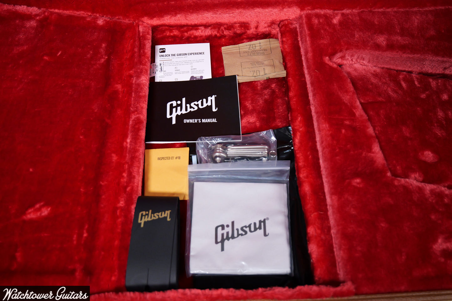 2023 Gibson 70's Explorer Classic White
