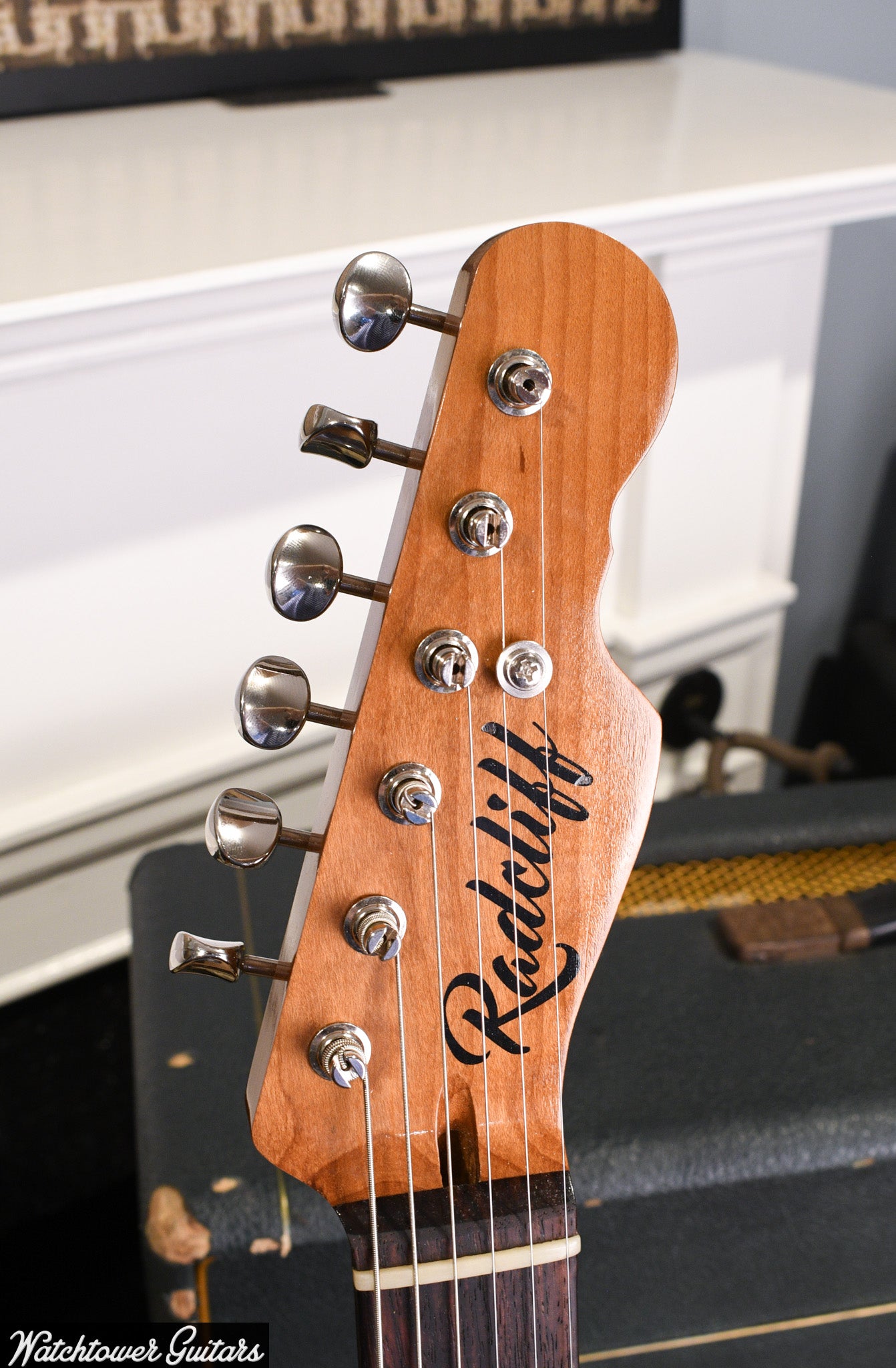 Radcliffe Guitars Nelly Frost Blue