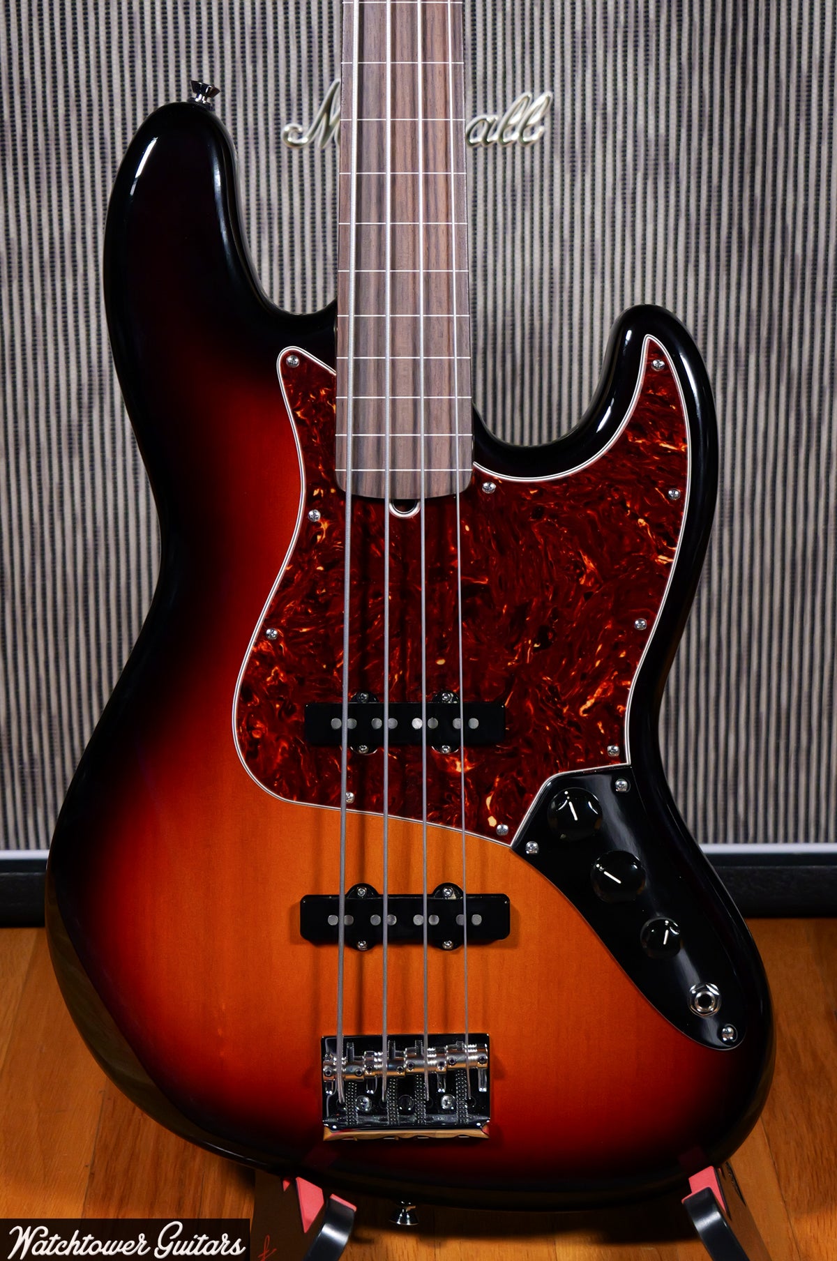 2011 Fender American Jazz Bass Fretless Sunburst