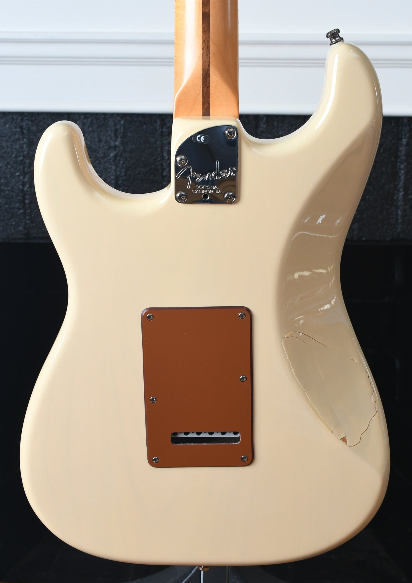 2005 Fender American Deluxe Stratocaster Blonde & Maple V Neck