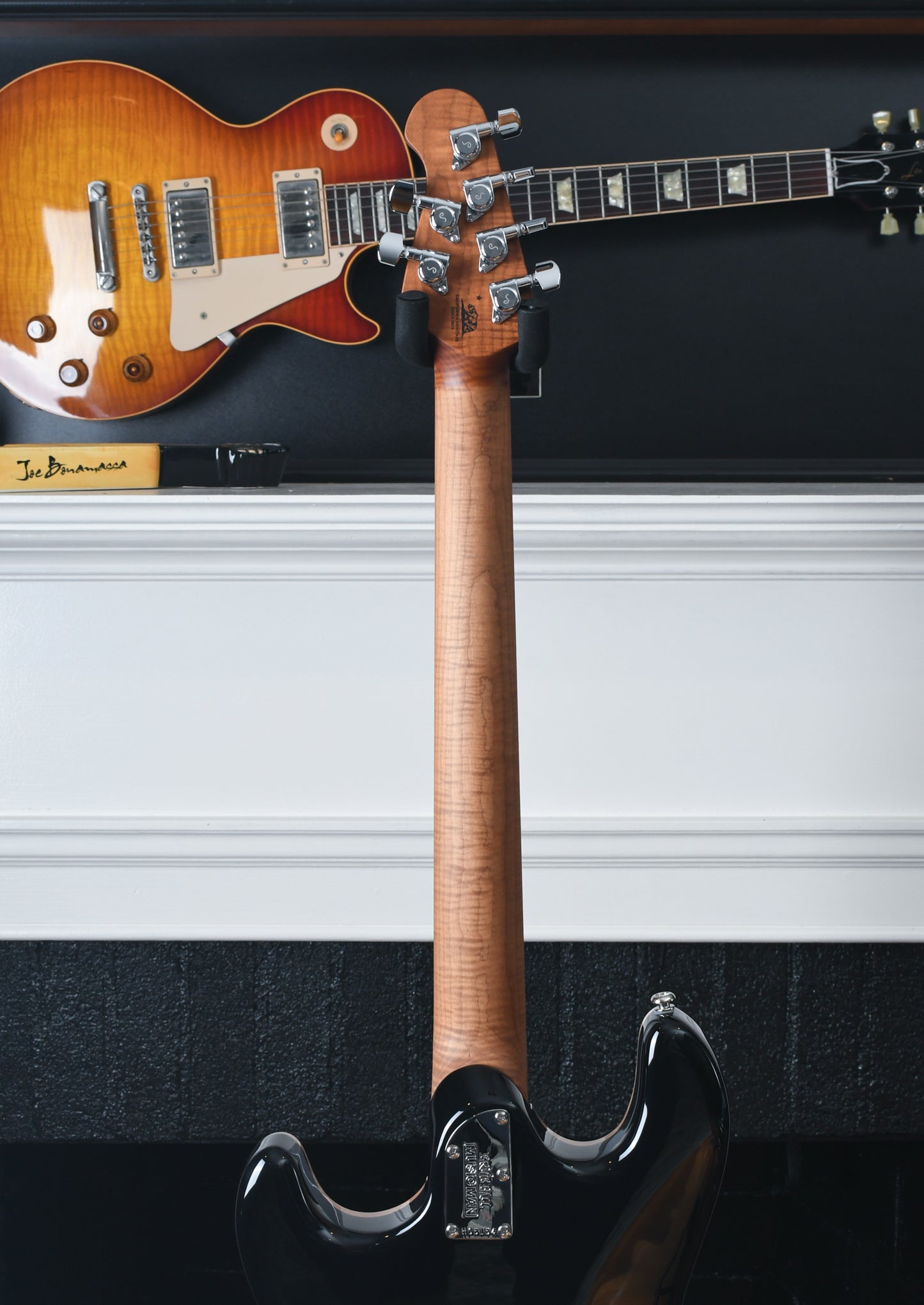 Ernie Ball Music Man Sabre HT Yucatan Blue