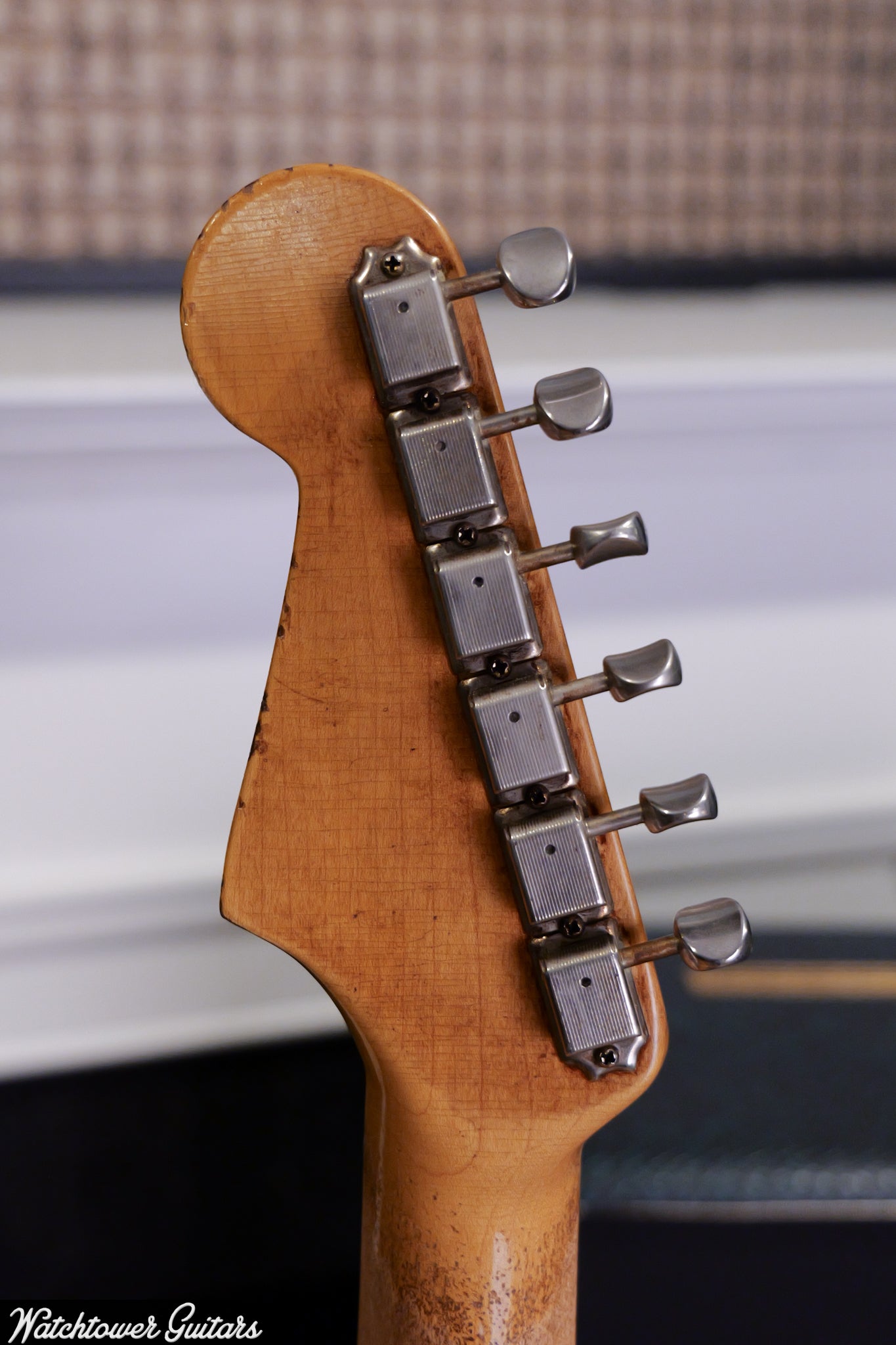 2024 Nacho Contour Body Three-Tone Sunburst #40452
