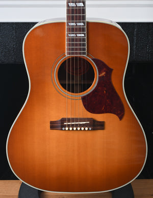 2007 Gibson Hummingbird Artist Acoustic Heritage Cherry