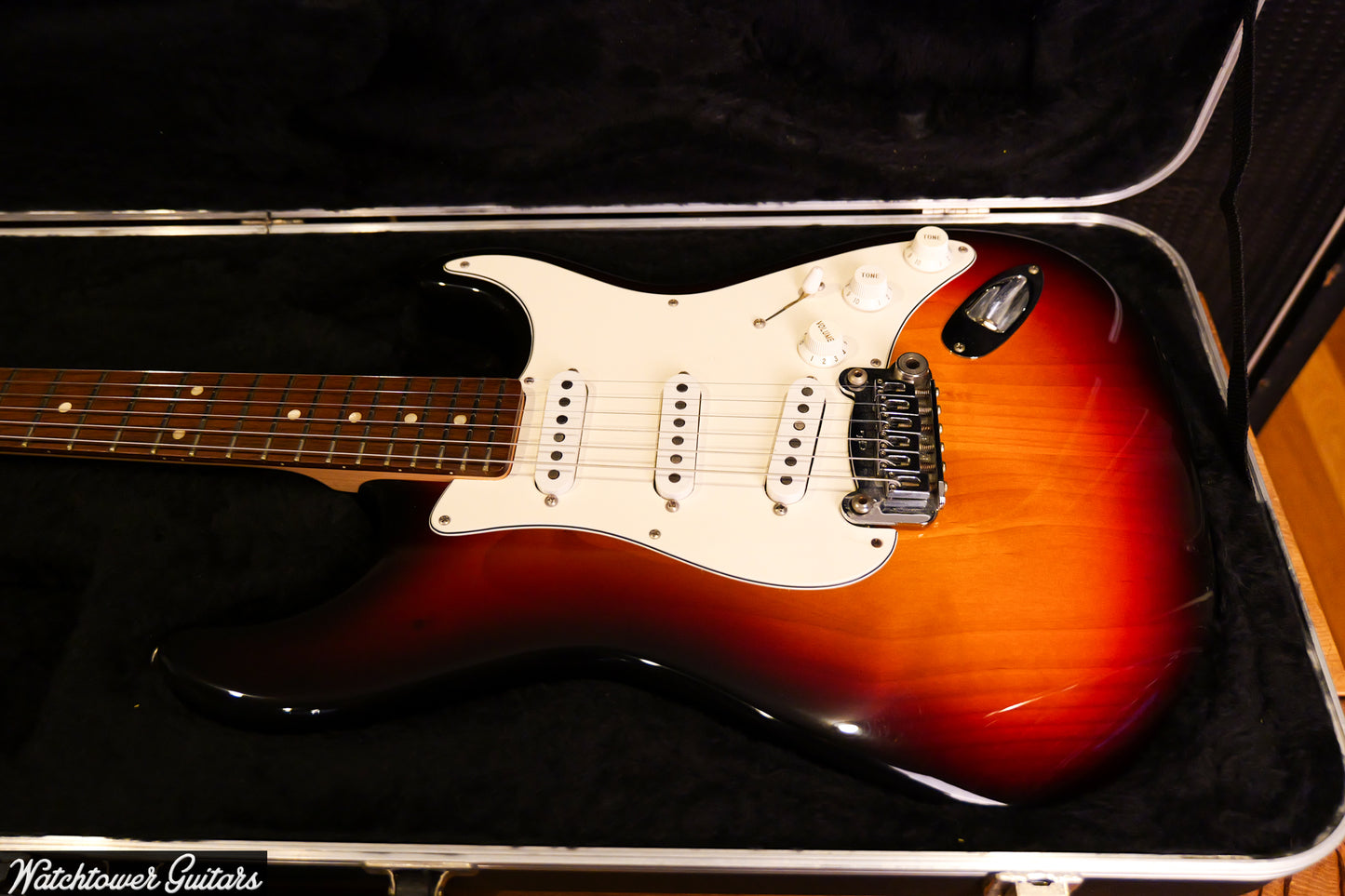 2005 G&L USA Legacy SSS Sunburst