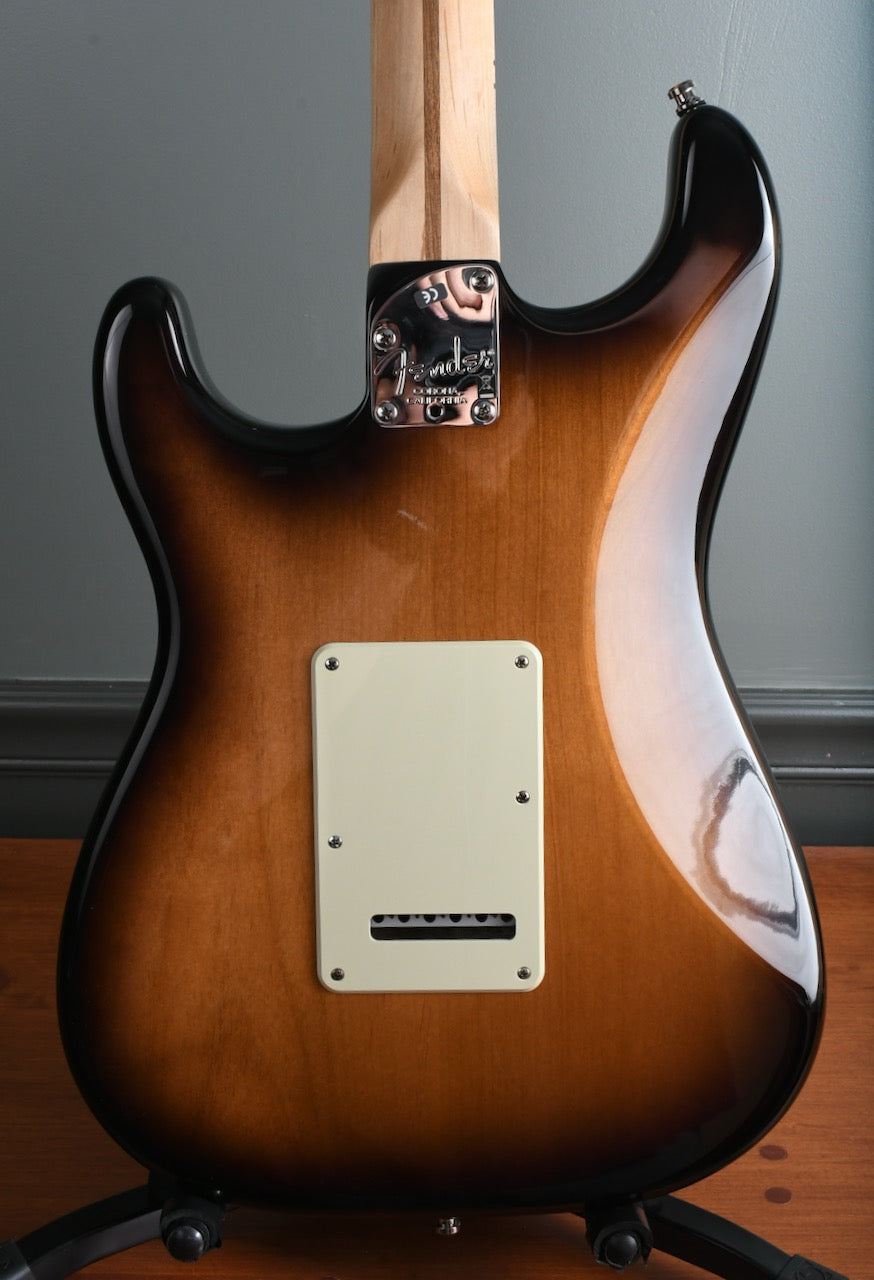 2012 Fender American Deluxe Stratocaster Sunburst & Maple Neck