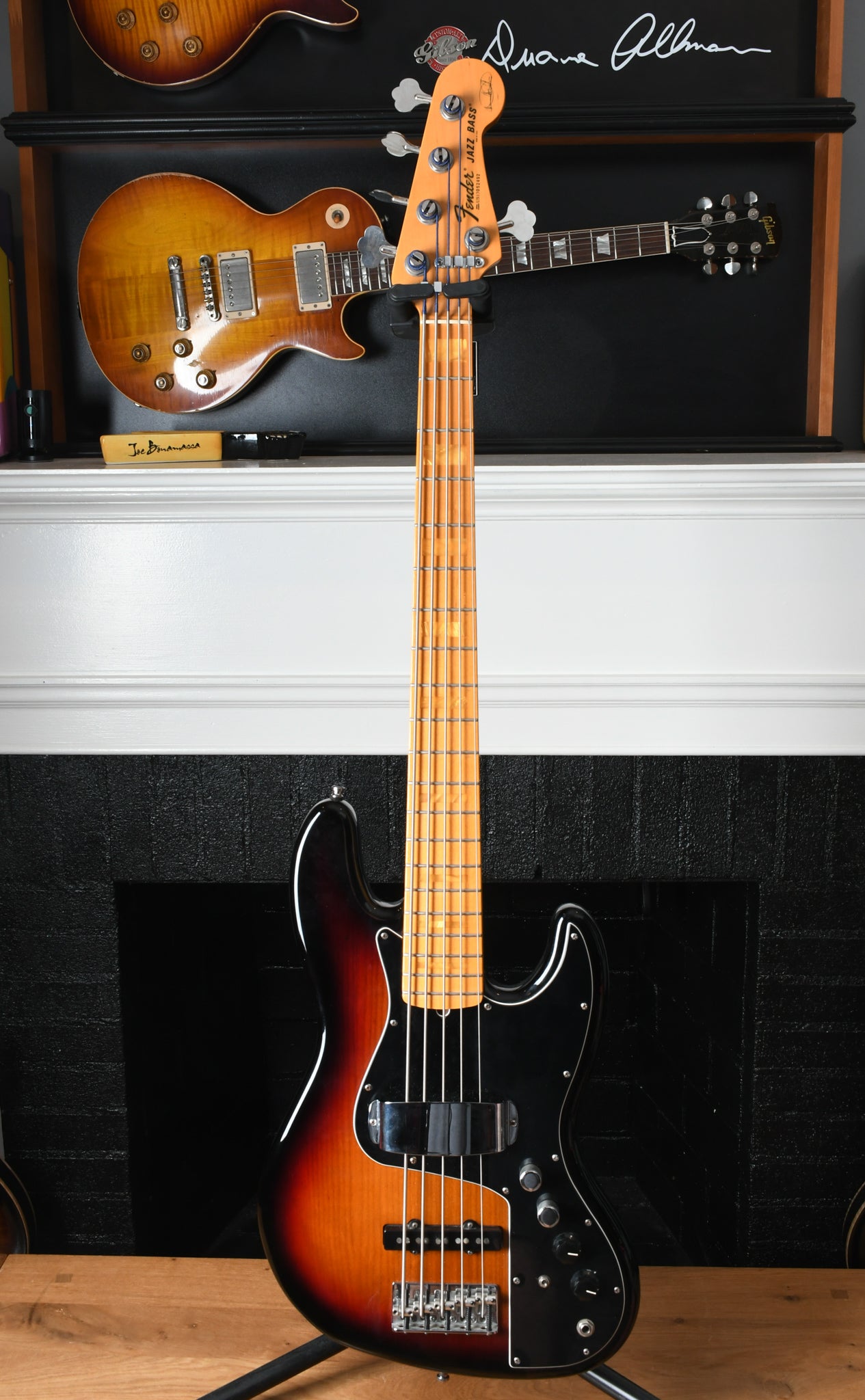 2013 Fender Marcus Miller Signature Jazz Bass V 5 String Sunburst