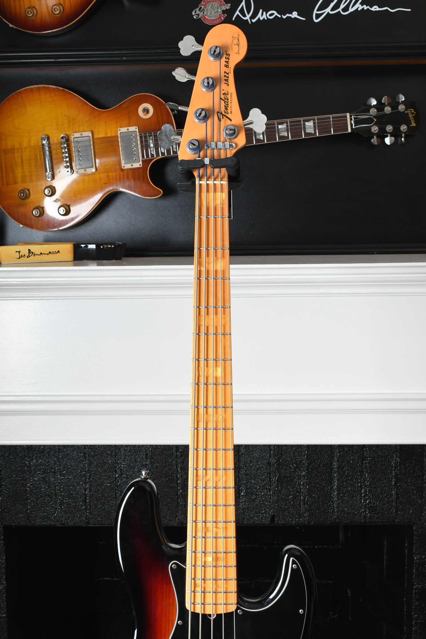 2013 Fender Marcus Miller Signature Jazz Bass V 5 String Sunburst