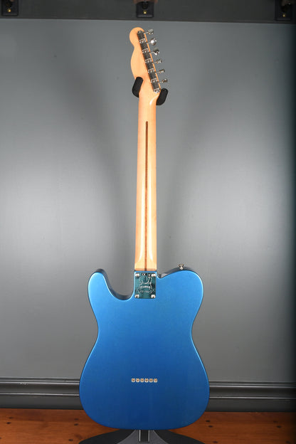 Fender 70th Anniversary Esquire Maple Neck Lake Placid Blue