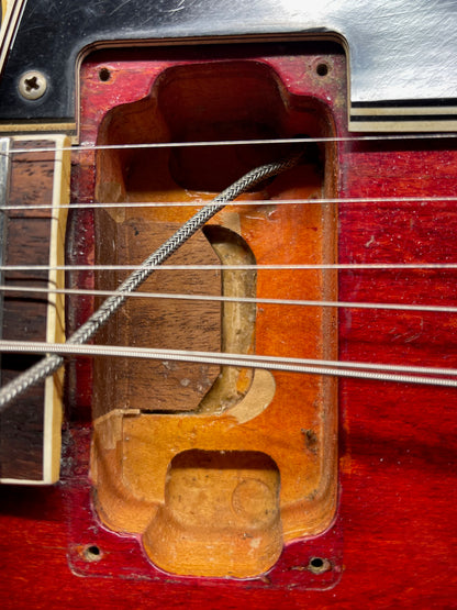1966 Gibson ES-335 Cherry Bigsby