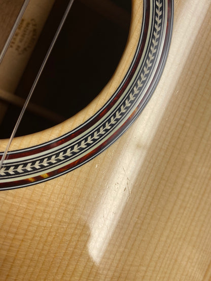 2013 Martin 000c Nylon String Acoustic-Electric Guitar - Natural