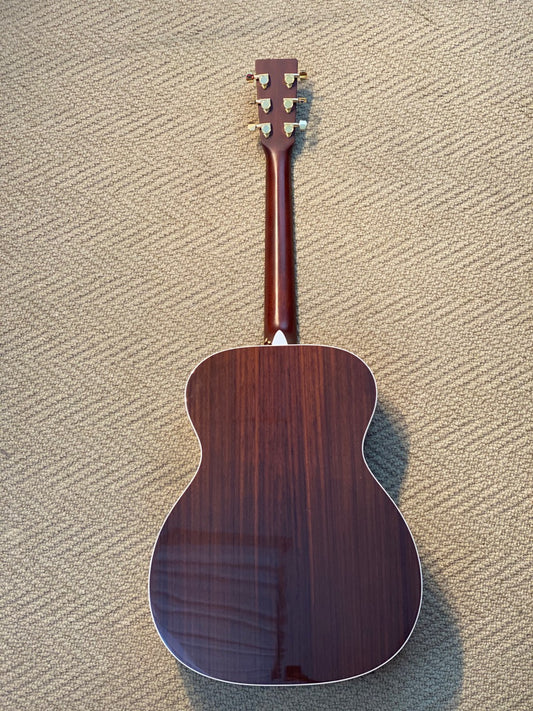 Martin MMV Custom 000, OHSC