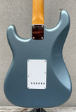 2001 Fender American Vintage '62 Stratocaster Ice Blue Metallic