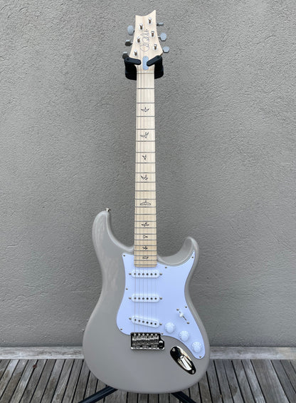 Paul Reed Smith PRS John Mayer Silver Sky Moc Sand Maple Neck