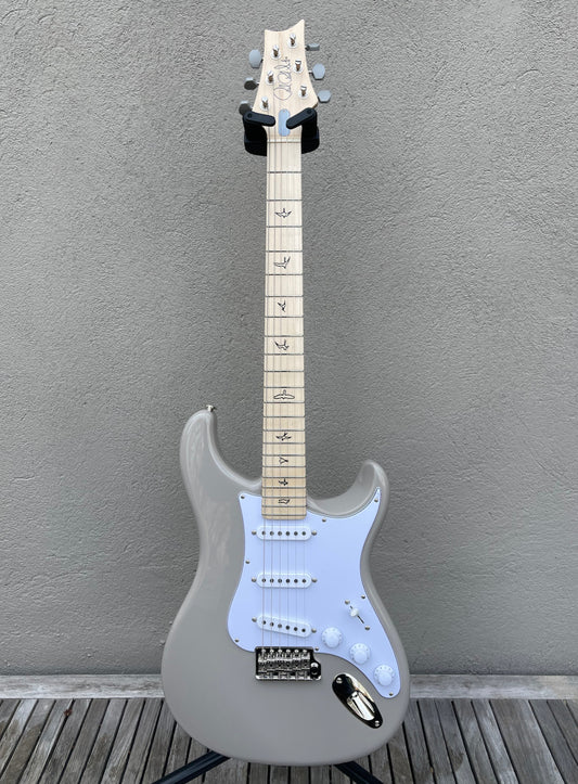 Paul Reed Smith PRS John Mayer Silver Sky Moc Sand Maple Neck