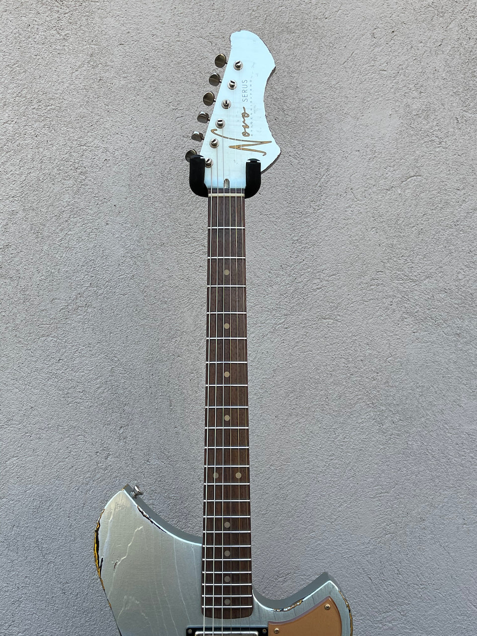 2020 Novo Guitars Serus TC Ice Blue Metallic over '64 3TB !