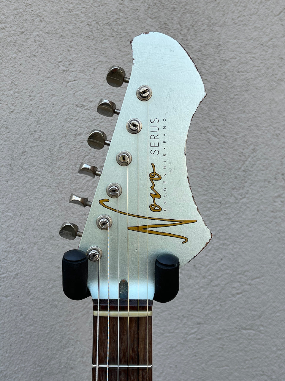 2020 Novo Guitars Serus TC Ice Blue Metallic over '64 3TB !