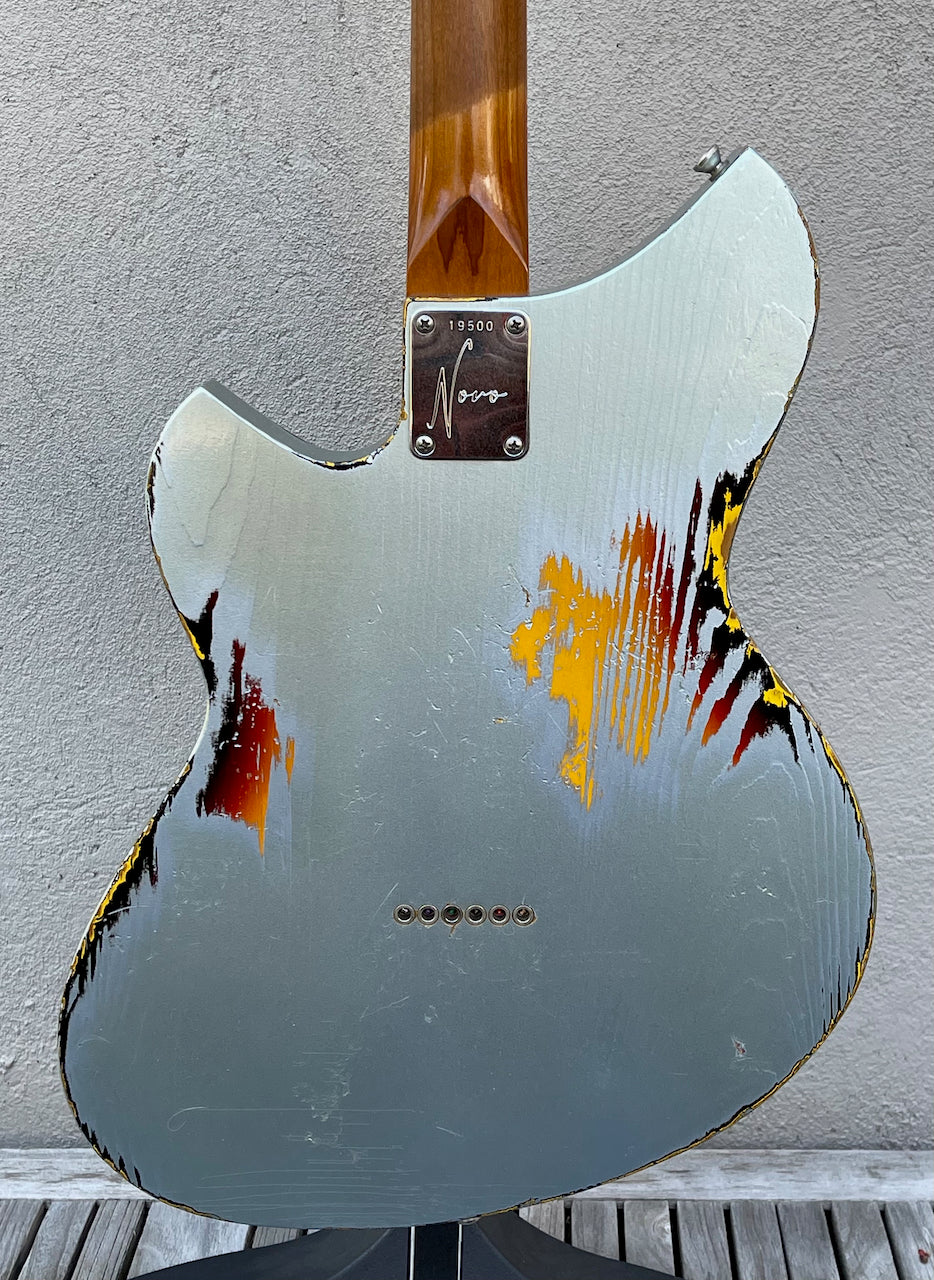 2020 Novo Guitars Serus TC Ice Blue Metallic over '64 3TB !
