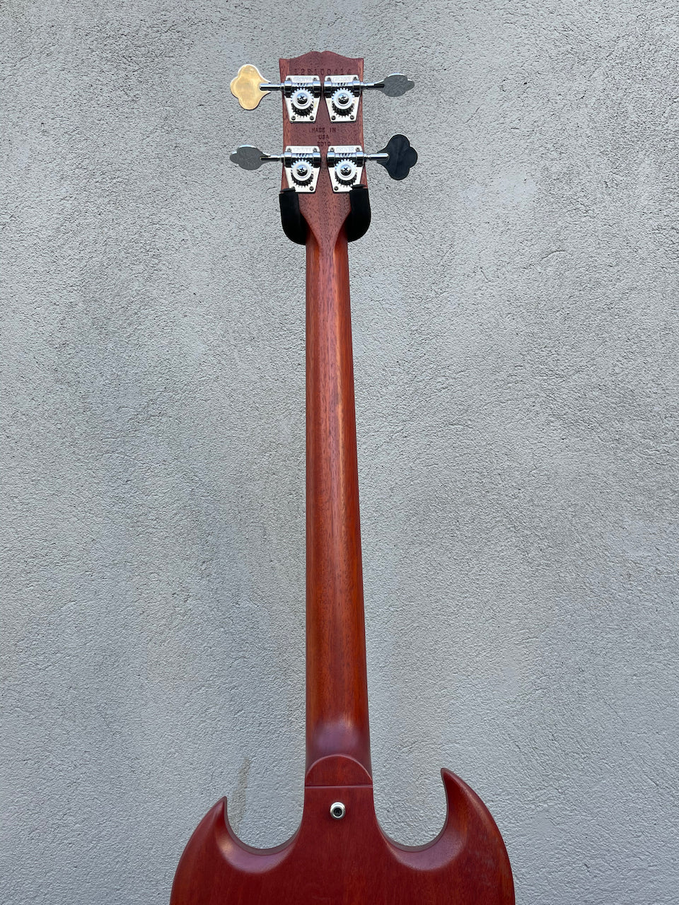 2010 Gibson SG Standard Bass Heritage Cherry