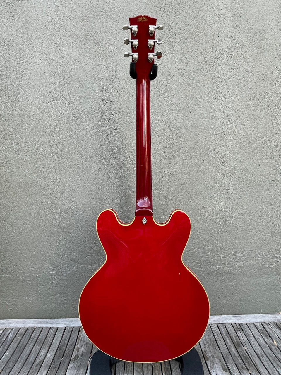 1982 Gibson Custom Shop ES-335 Tim Shaw Humbuckers Cherry