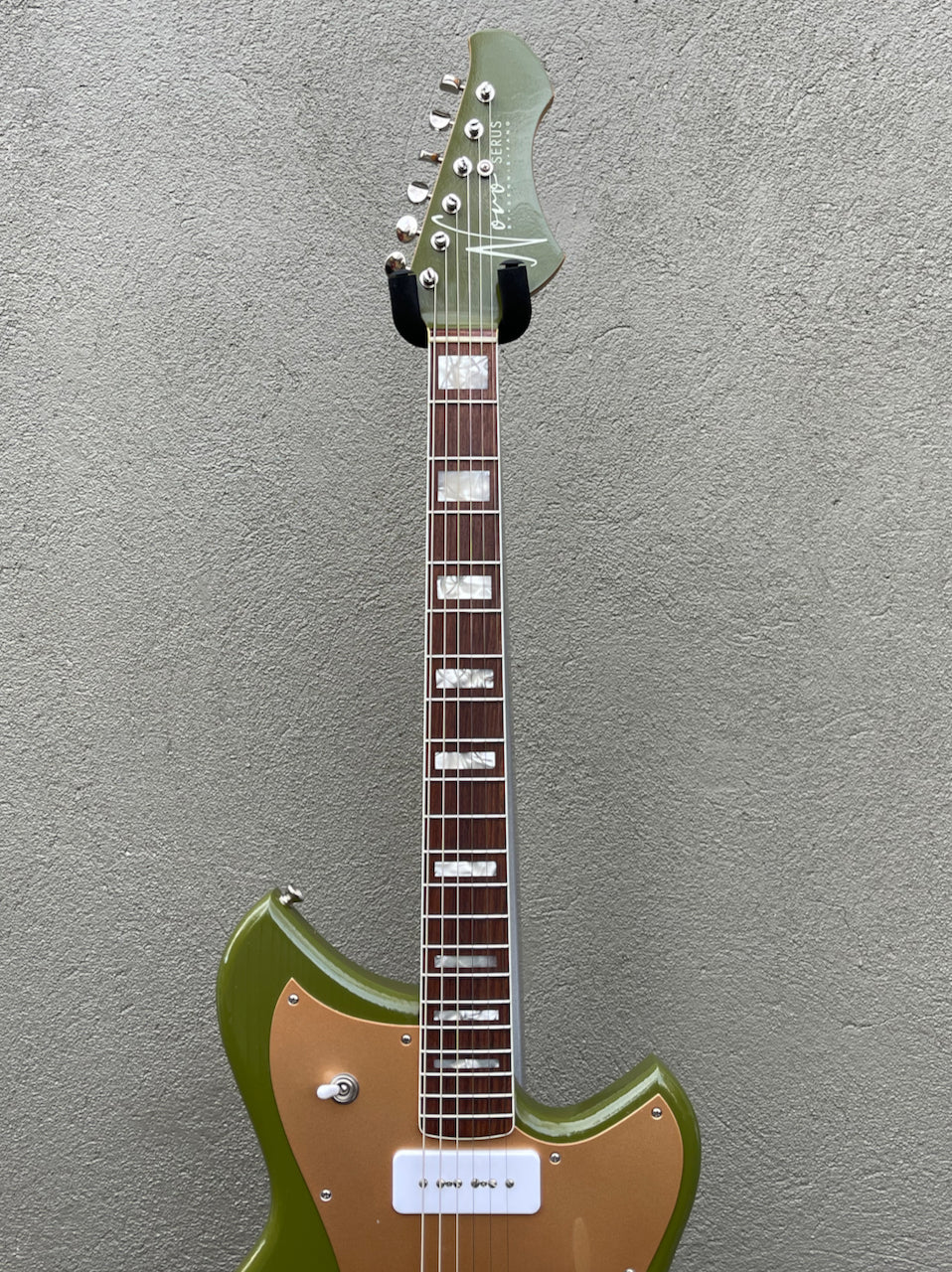 2017 Novo Serus J Uffington Green & Amalfitano P-90's