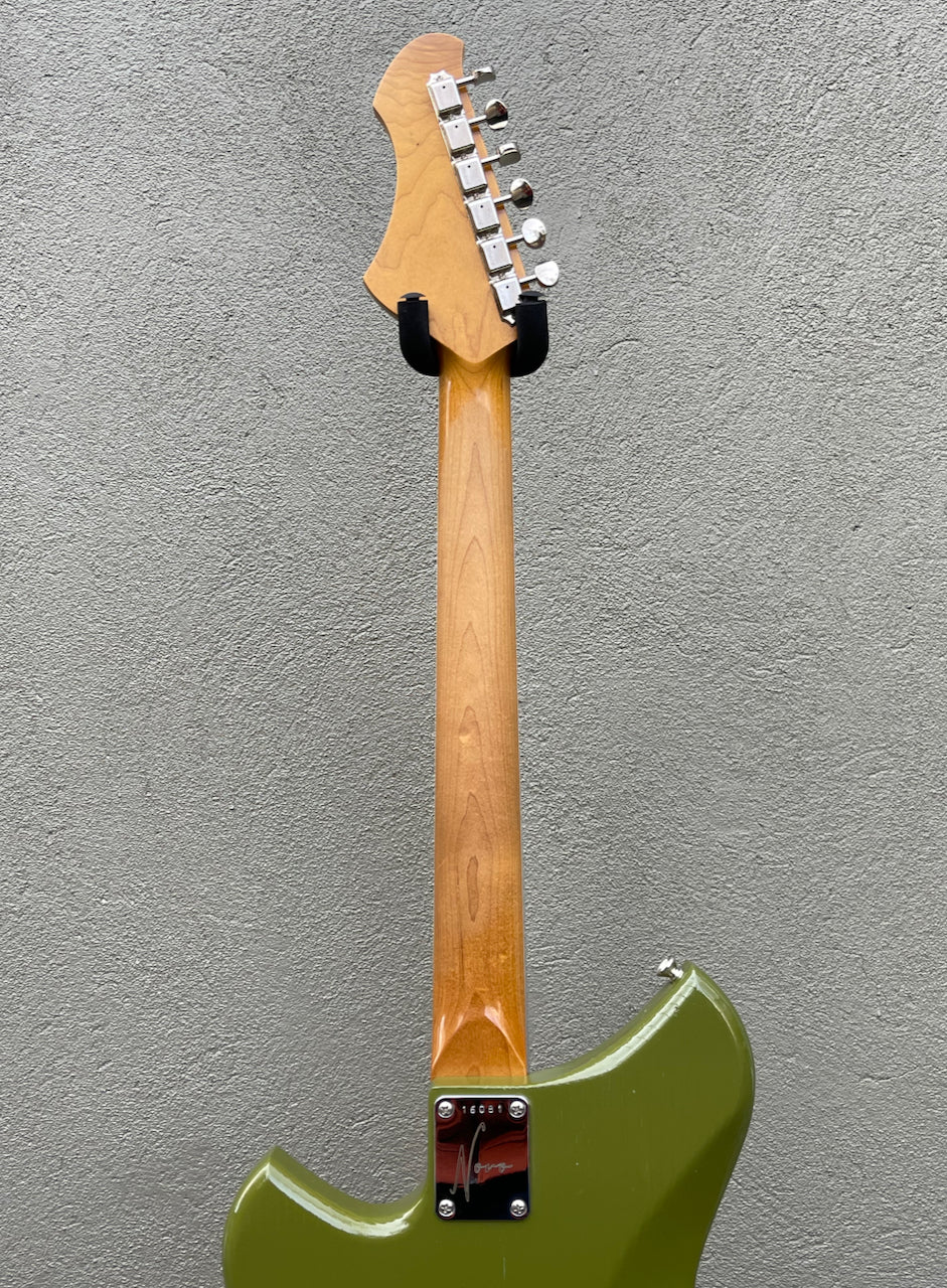 2017 Novo Serus J Uffington Green & Amalfitano P-90's
