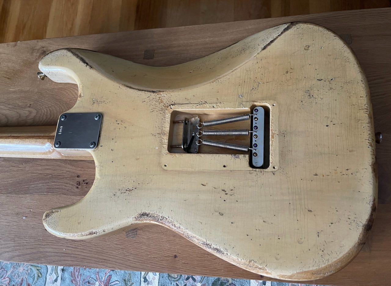 2017 Nacho Contour Body Blonde #1060