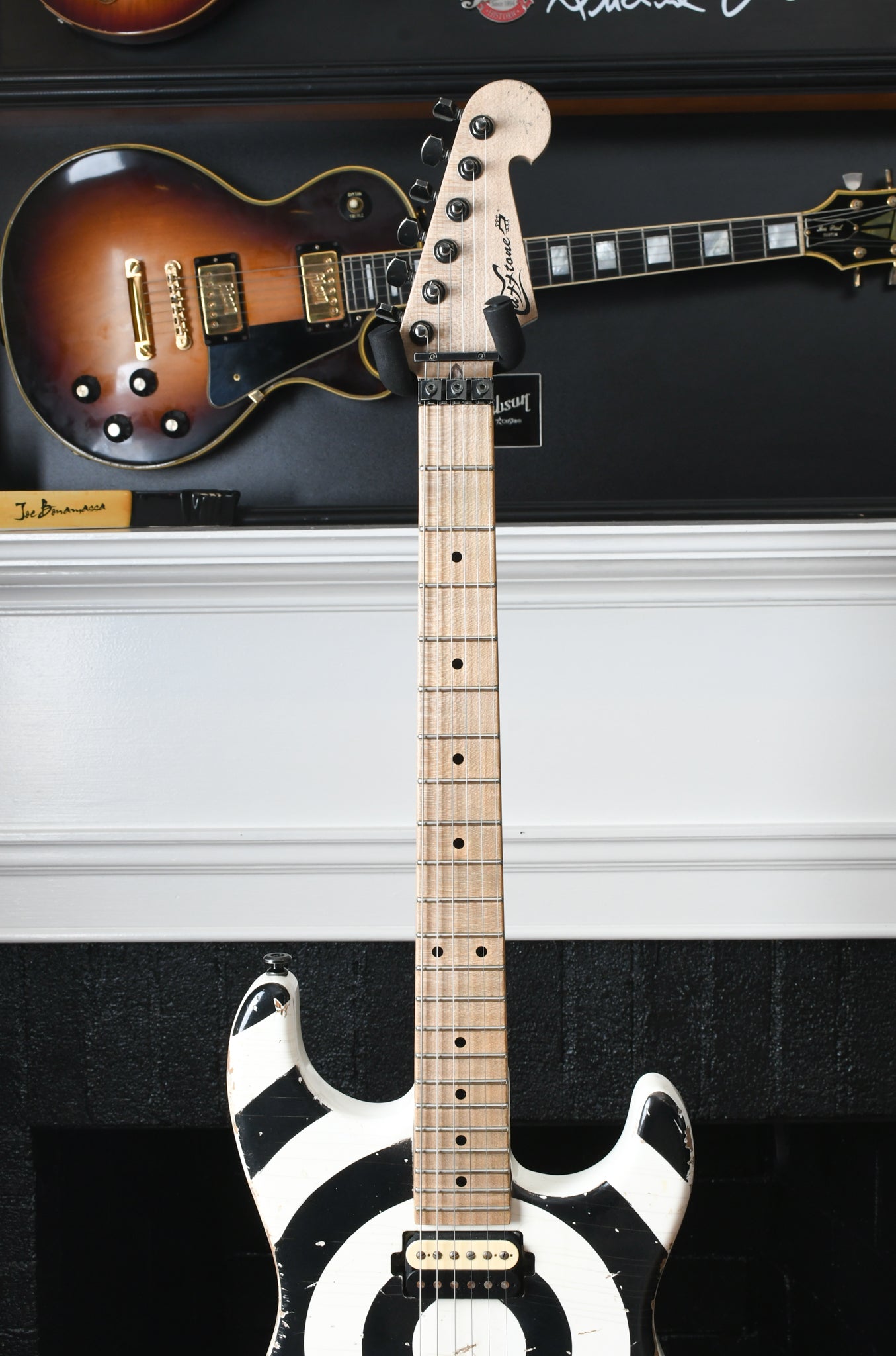 2019 Luxxtone El Machete HH Black & White Bullseye
