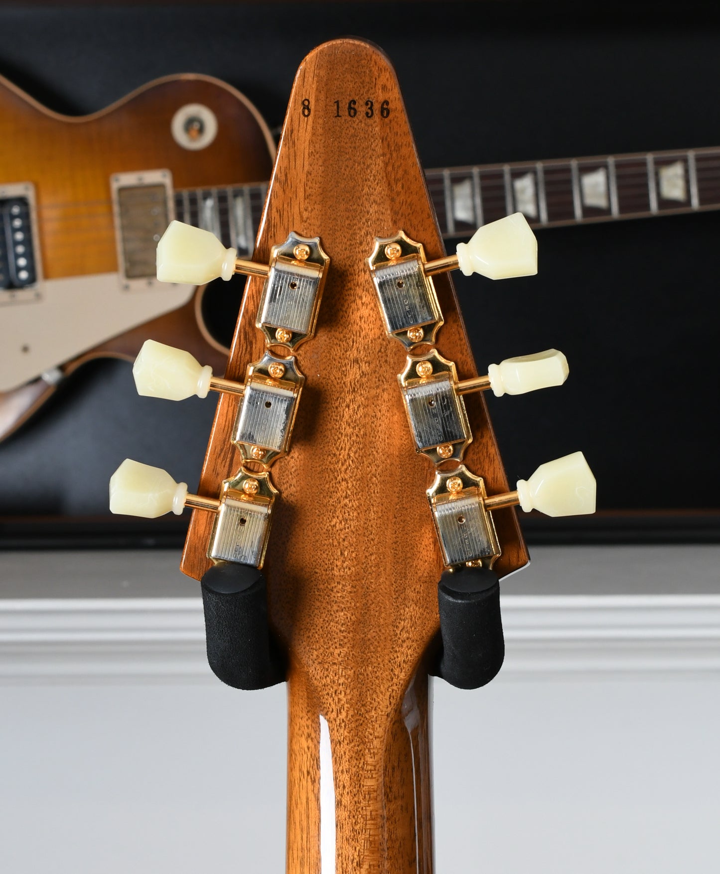 2021 Gibson 1958 Mahogany Flying V Walnut