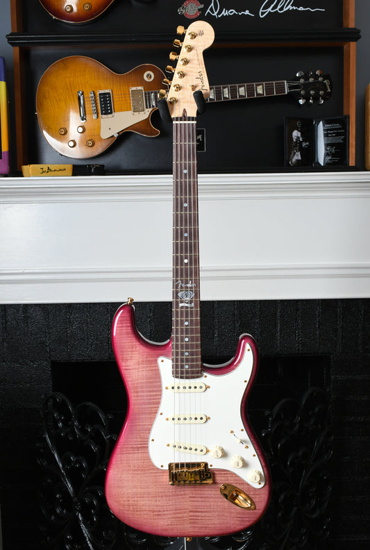 2006 Fender Custom Shop Limited Edition 60th Anniversary Presidential Select Stratocaster & Wine Set