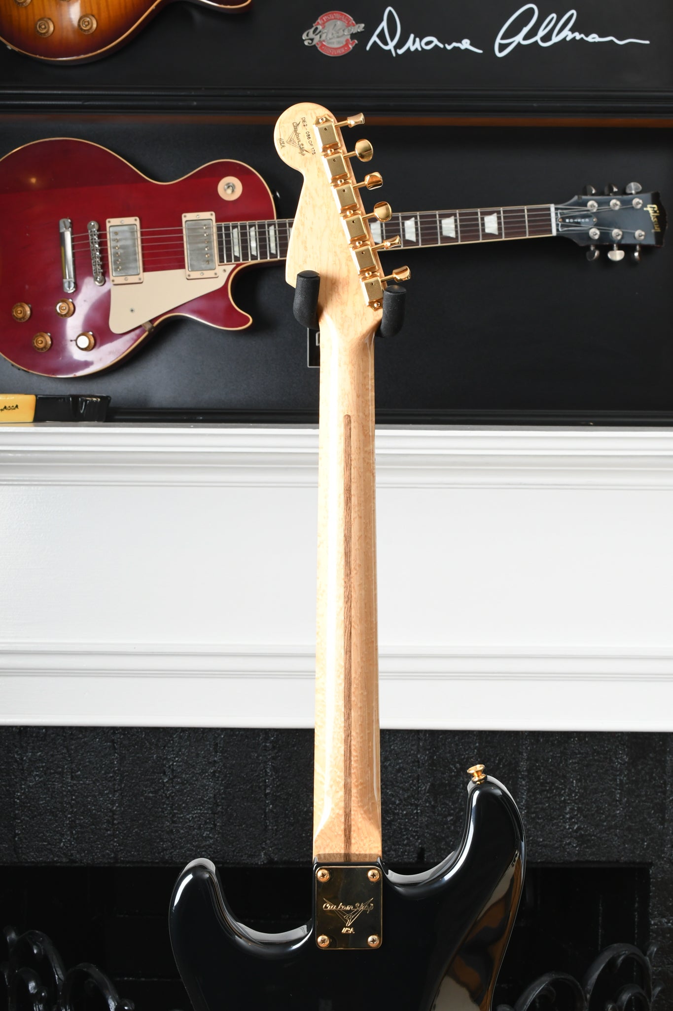 1994 Fender Playboy 40th Ann. Stratocaster Marilyn Monroe Personally Signed by Hugh Hefner