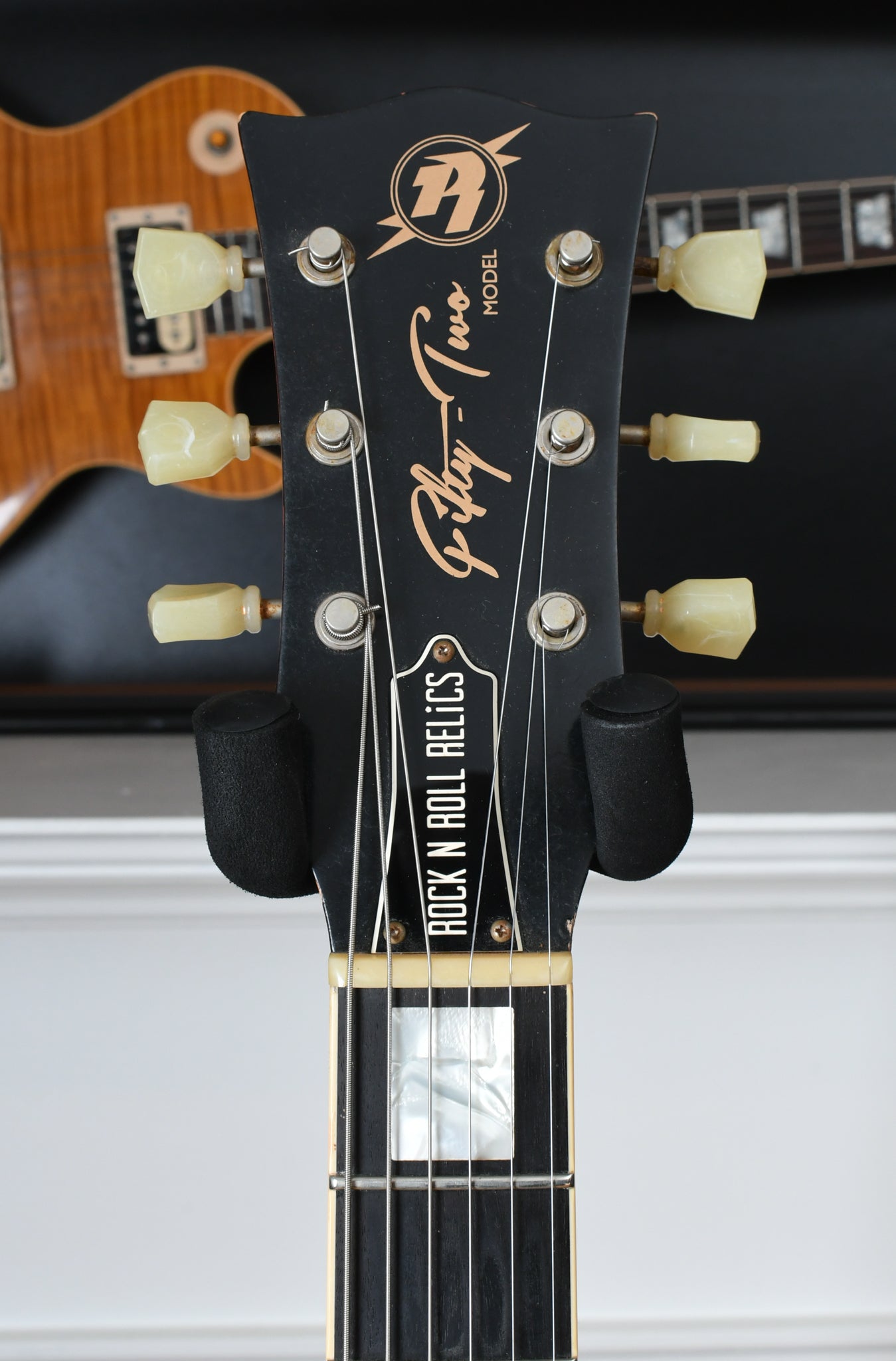2018 Rock N Roll Relics Fifty-Two Model Heartbreaker Iced Tea