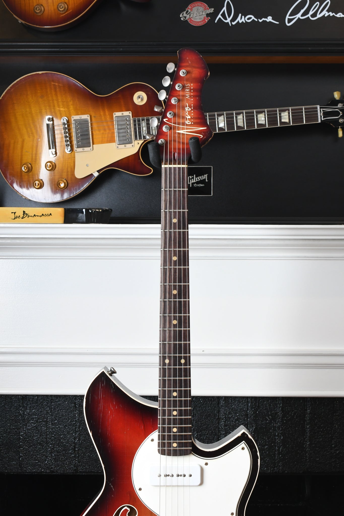 2021 Novo Miris P2 Bonfire & Hardshell Case