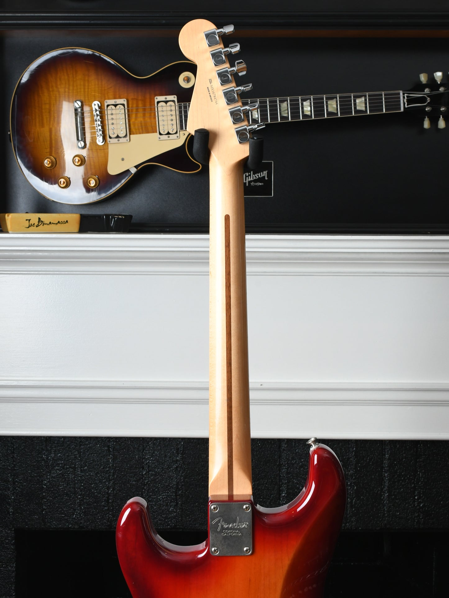 2016 Fender Stratocaster Standard HSS Plus Top Cherry Sunburst