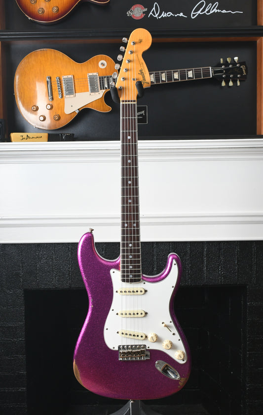 2018 Fender Stratocaster NAMM '67 Stratocaster Relic Magenta Sparkle
