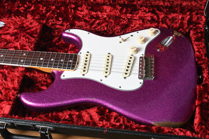 2018 Fender Stratocaster NAMM '67 Stratocaster Relic Magenta Sparkle