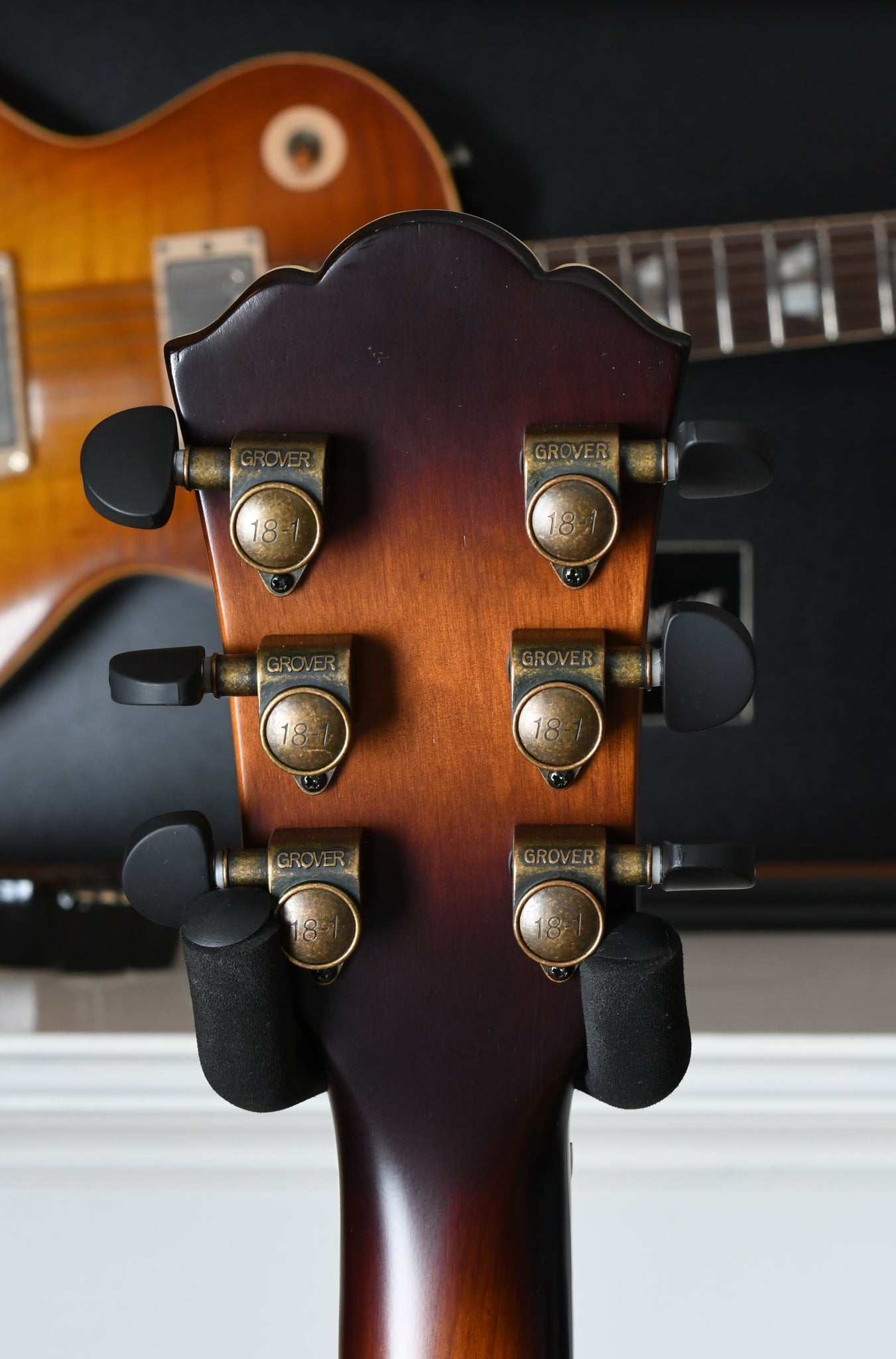 2014 Washburn HB36K VSBK Semi-hollow vintage sunburst matte finish 335
