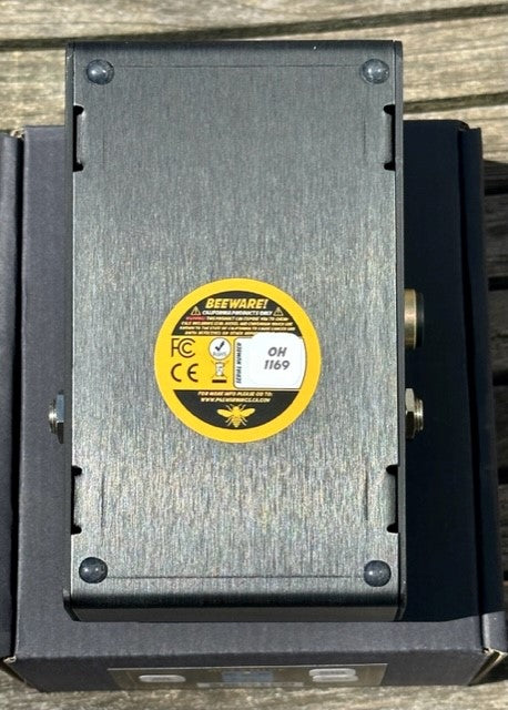 OCTAHIVE HIGH OCTAVE FUZZ - The BlackBee Edition - OH1169