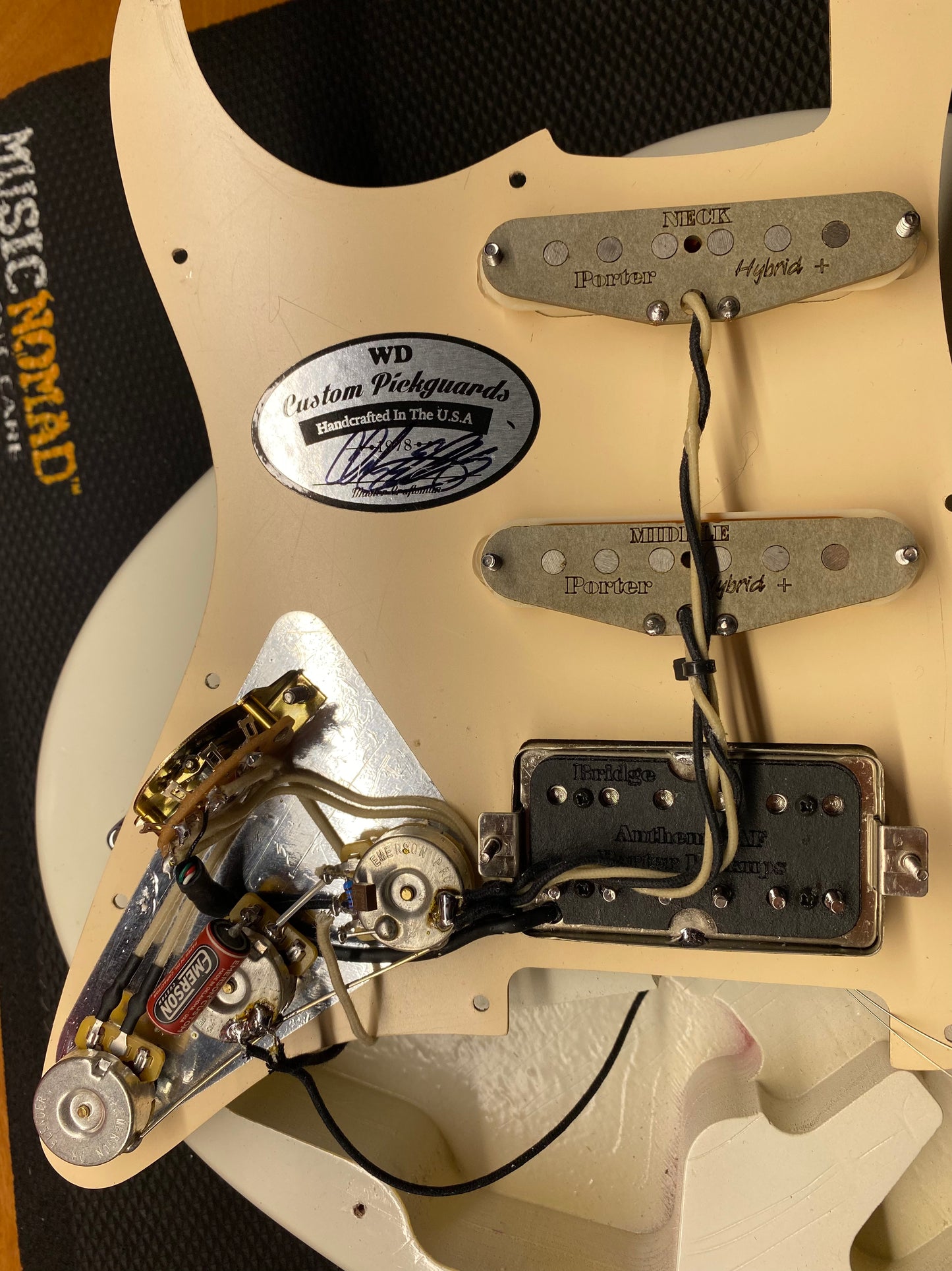 Rust Guitars NYC Stratocaster Olympic White Porter pickups