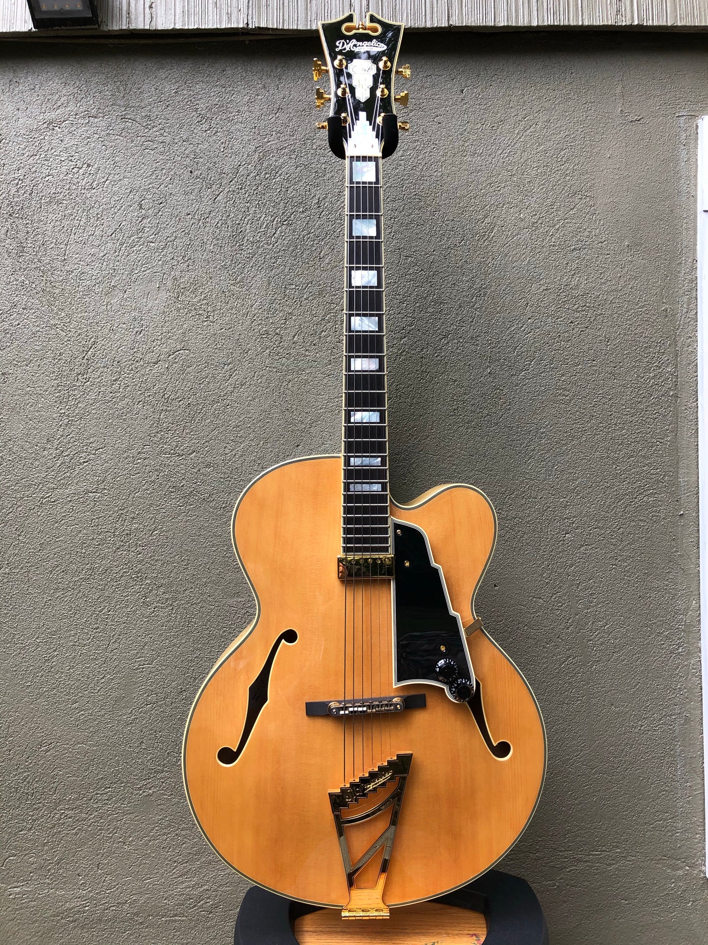 2015 D’Angelico EXL-1 with upgrades Johnny Smith